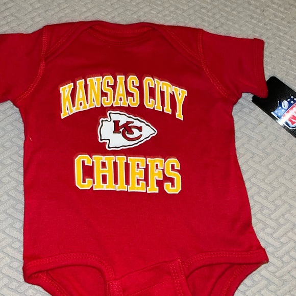 NFL Other - ⭐️SALE⭐️ NWT Kansas City Chiefs baby onsie